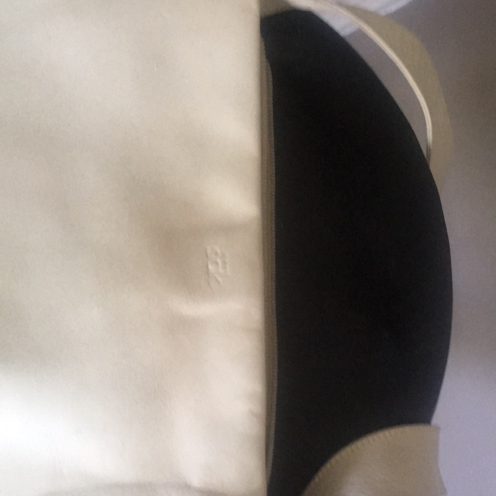 Handbag - Picture 7 of 7